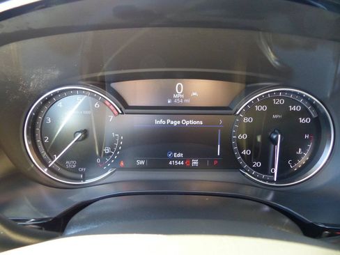 Used 2024 Cadillac XT6 Luxury w/ LPO, Floor Liner Package AWD/4WD image 26