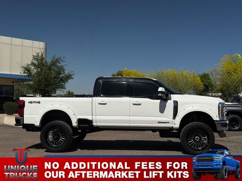 Used 2023 Ford F350 Lariat w/ Lariat Ultimate Package image 4