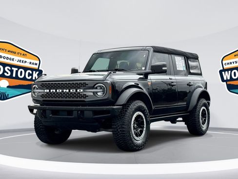 Used 2023 Ford Bronco Badlands w/ Sasquatch Package image 1