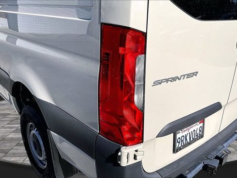 Used 2025 Mercedes-Benz Sprinter 2500 image 26