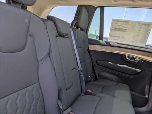 New 2026 Volvo XC90 B5 Plus w/ Protection Package AWD/4WD image 13