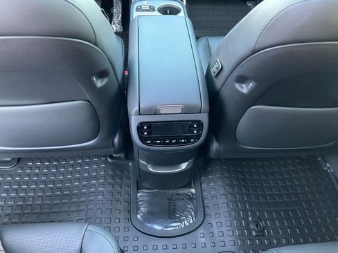 Used 2026 Hyundai Ioniq 9 Limited image 41