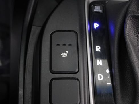 Used 2017 Hyundai Santa Fe Sport FWD image 23