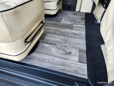 Used 2021 Mercedes-Benz Sprinter 2500 image 41