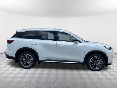 Certified 2026 INFINITI QX60 Luxe w/ Cargo Package AWD/4WD image 4