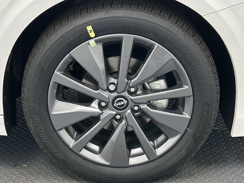 New 2026 Nissan Sentra SL w/ Floor Mat Package FWD image 18