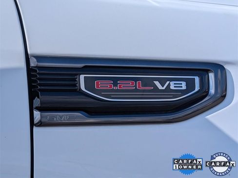 Used 2024 GMC Sierra 1500 AT4 w/ Technology Package image 7