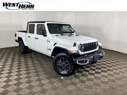 Used 2025 Jeep Gladiator Sport