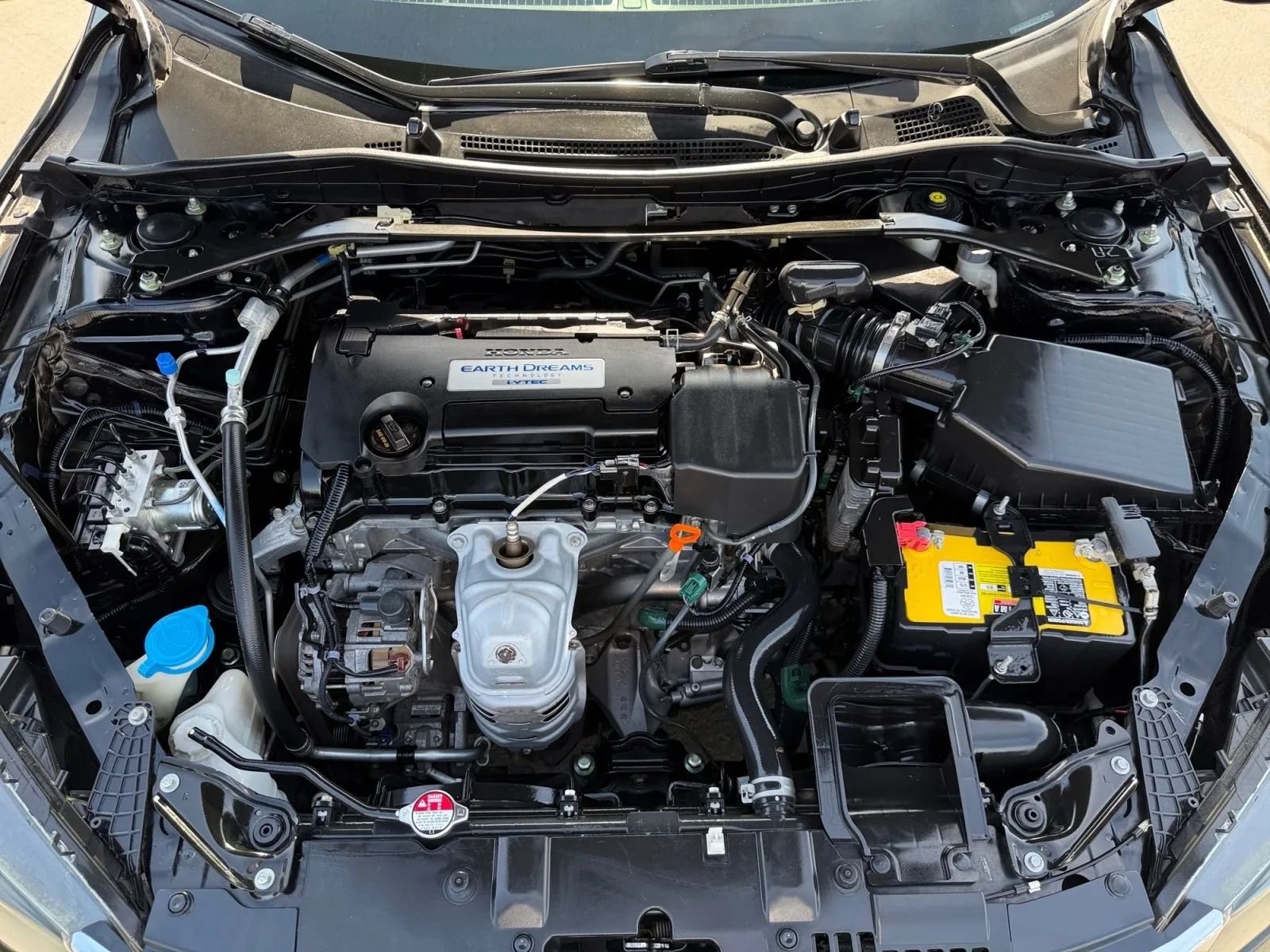 Used 2015 Honda Accord Sport image 19