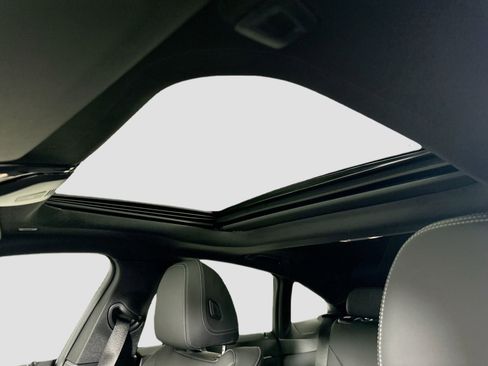 Used 2025 BMW i4 xDrive40i w/ Premium Package image 21