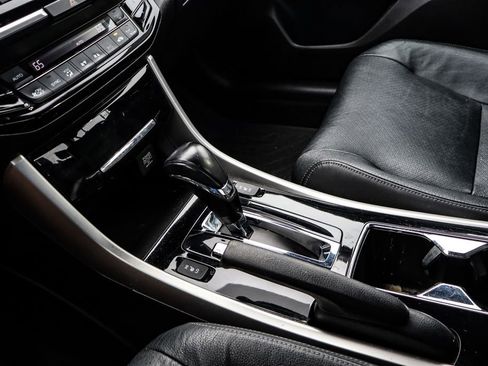 Used 2016 Honda Accord EX-L image 28