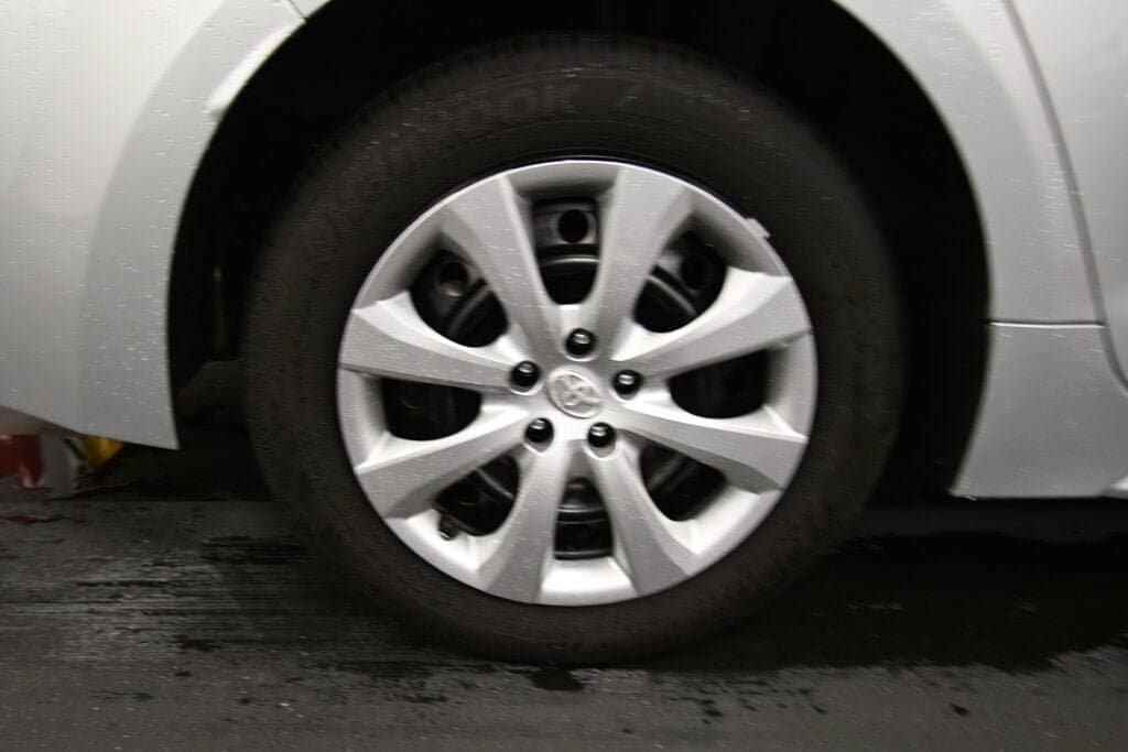 Certified 2025 Toyota Corolla LE FWD image 29
