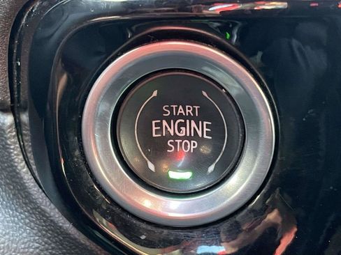 Used 2023 Chevrolet Silverado 1500 LT image 25