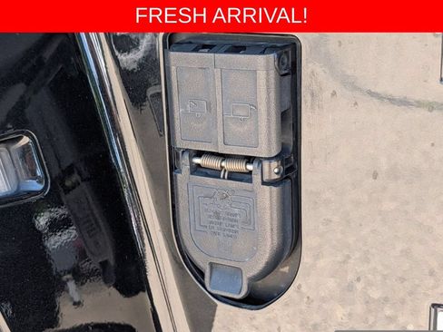 Used 2024 GMC Hummer EV 2X AWD/4WD image 26