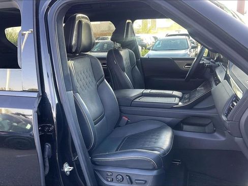 Used 2025 INFINITI QX80 Autograph AWD/4WD image 7