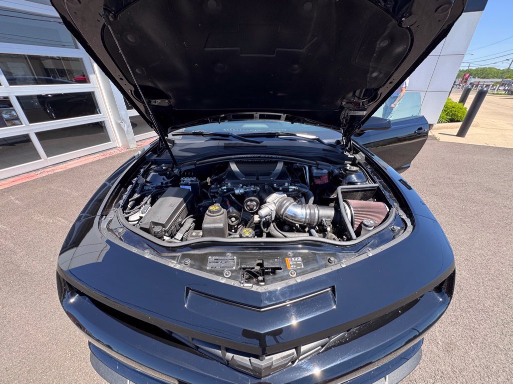 Used 2013 Chevrolet Camaro SS w/ SS Performance Package RWD image 22