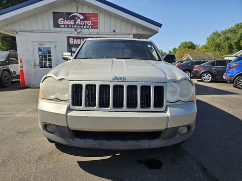 Used 2008 Jeep Grand Cherokee Laredo AWD/4WD image 3