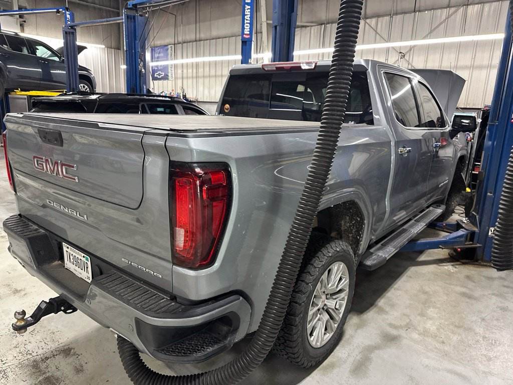 Used 2025 GMC Sierra 1500 Denali AWD/4WD image 4