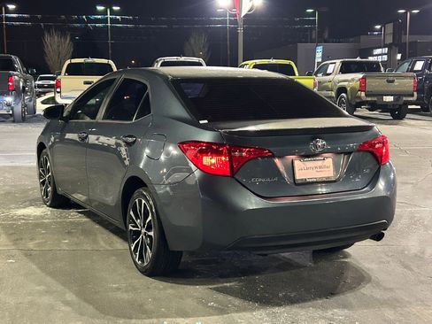 Used 2019 Toyota Corolla SE image 3