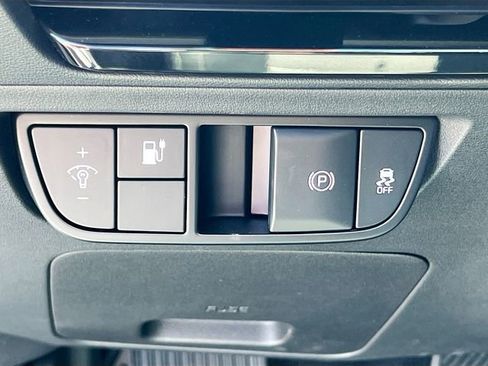 New 2025 Kia EV6 Light image 10