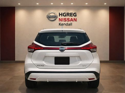 Certified 2024 Nissan Kicks SV FWD image 6