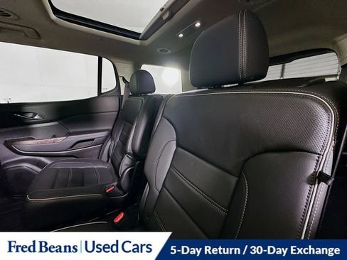 Used 2023 GMC Acadia Denali w/ Denali Ultimate Package AWD/4WD image 28
