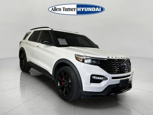 Used 2021 Ford Explorer ST w/ Equipment Group 401A AWD/4WD image 2