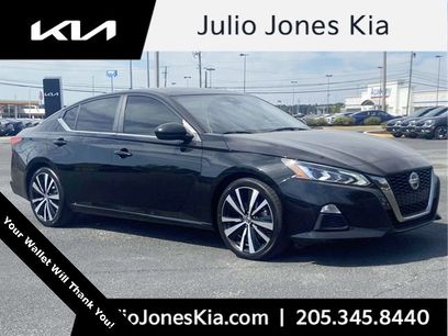 Used 2022 Nissan Altima 2.5 SR