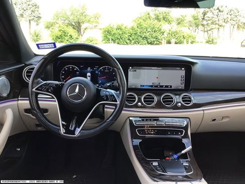 Used 2021 Mercedes-Benz E 350 Sedan image 12