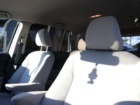 Used 2019 Honda Pilot LX image 15