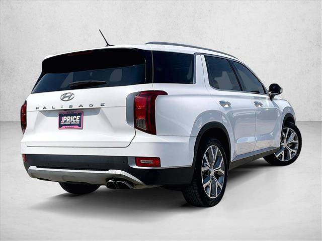 Used 2020 Hyundai Palisade SEL w/ Premium Package FWD image 2