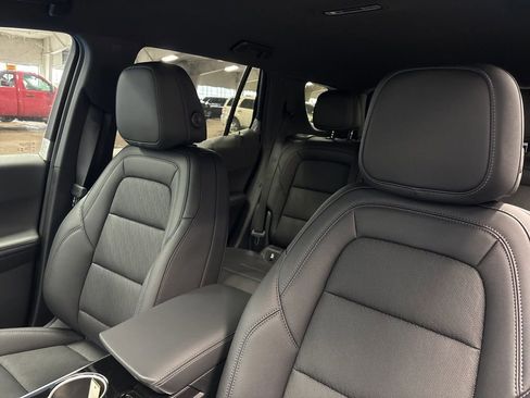 New 2026 Chevrolet Equinox LT w/ Convenience Package II AWD/4WD image 22