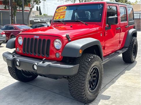 Used 2015 Jeep Wrangler Unlimited Sport AWD/4WD image 3