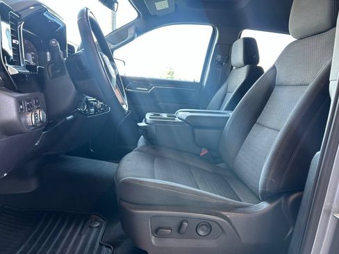 Used 2025 GMC Sierra 1500 Elevation w/ X31 Off-Road Package AWD/4WD image 8