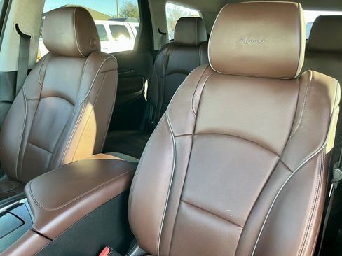 Used 2021 Buick Enclave Avenir w/ Avenir Technology Package image 39