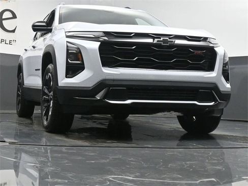 New 2026 Chevrolet Equinox RS w/ Convenience Package III image 3