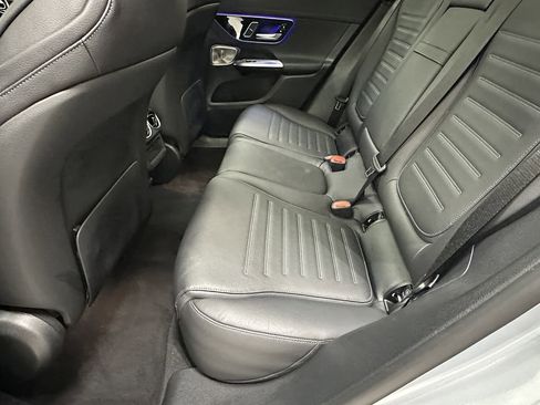 Certified 2024 Mercedes-Benz GLC 300 image 25