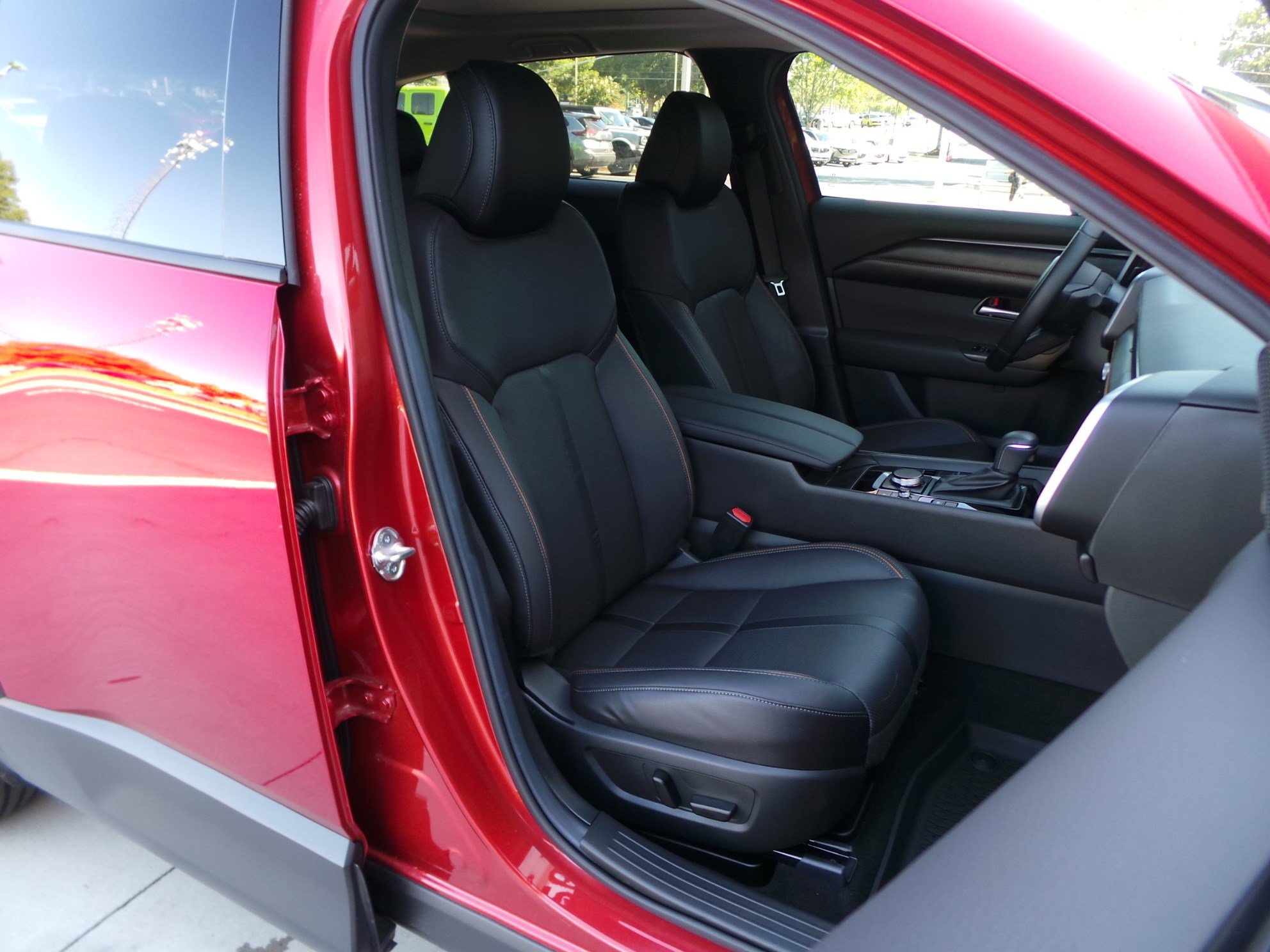 Certified 2026 MAZDA CX-50 AWD 2.5 Hybrid w/ Weather Package image 17