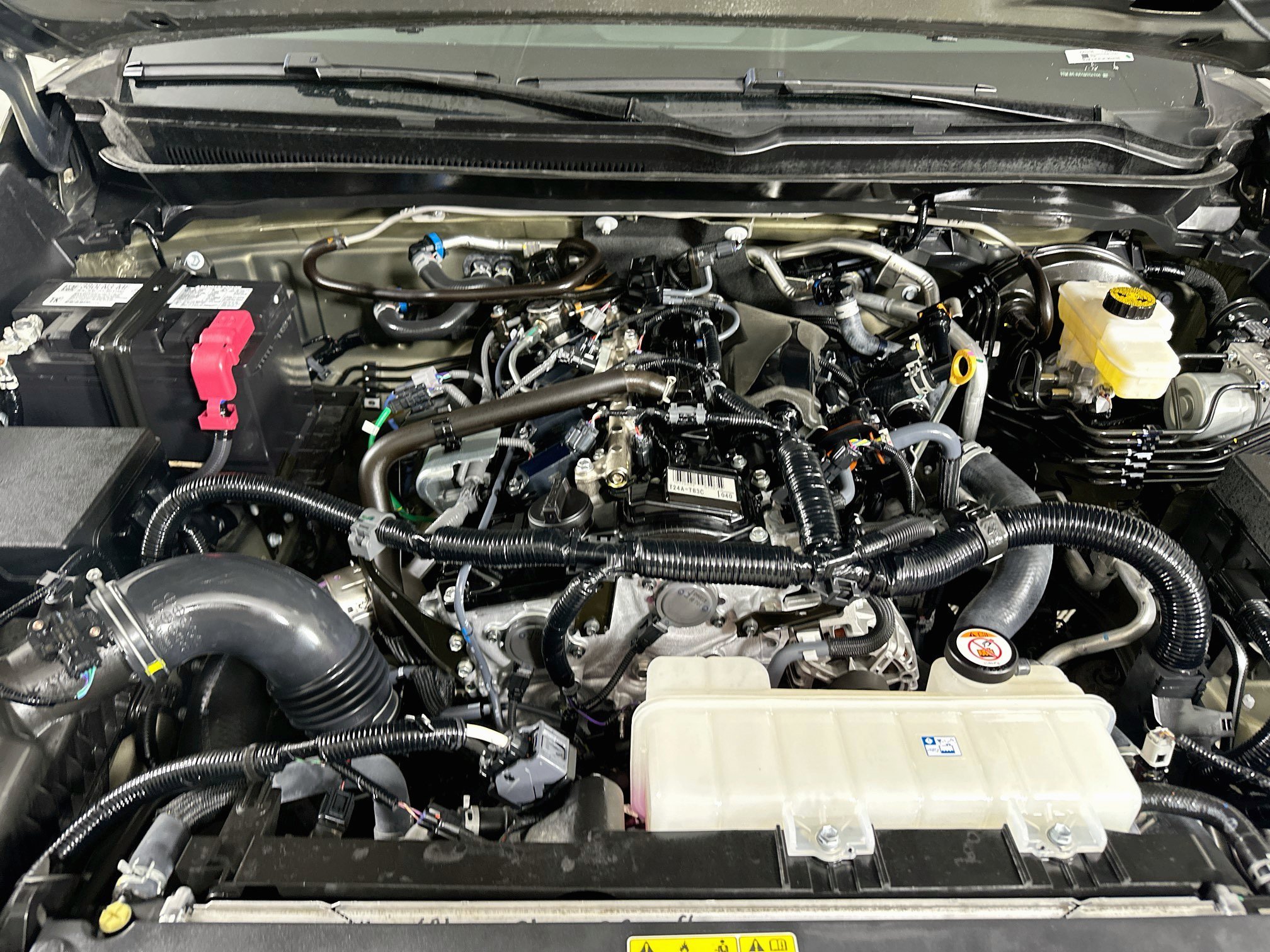Used 2025 Toyota Tacoma TRD Sport AWD/4WD image 32