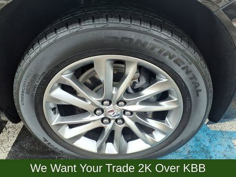 Used 2023 Buick Enclave Avenir w/ Avenir Technology Package image 24