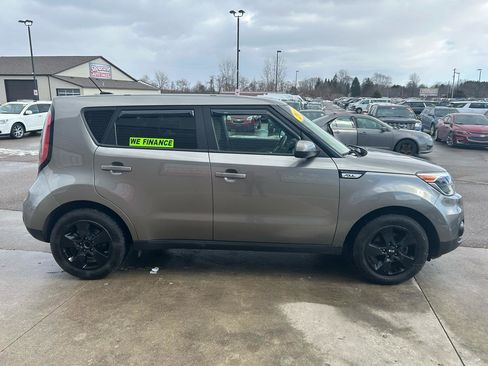 Used 2019 Kia Soul image 4