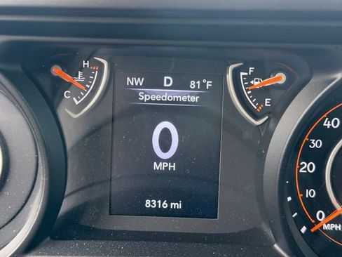 Used 2024 Jeep Wrangler Sport AWD/4WD image 20