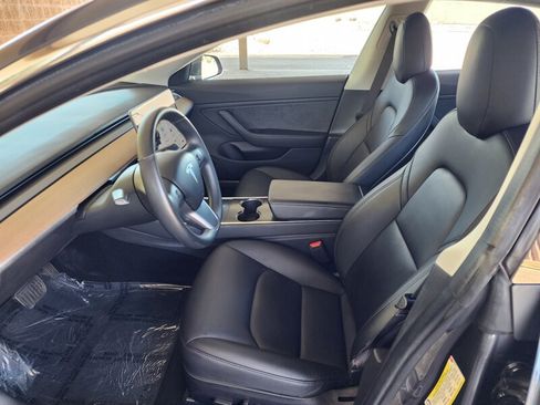 Used 2018 Tesla Model 3 Long Range RWD image 21