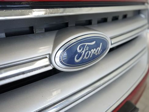 Used 2018 Ford Escape SEL image 18