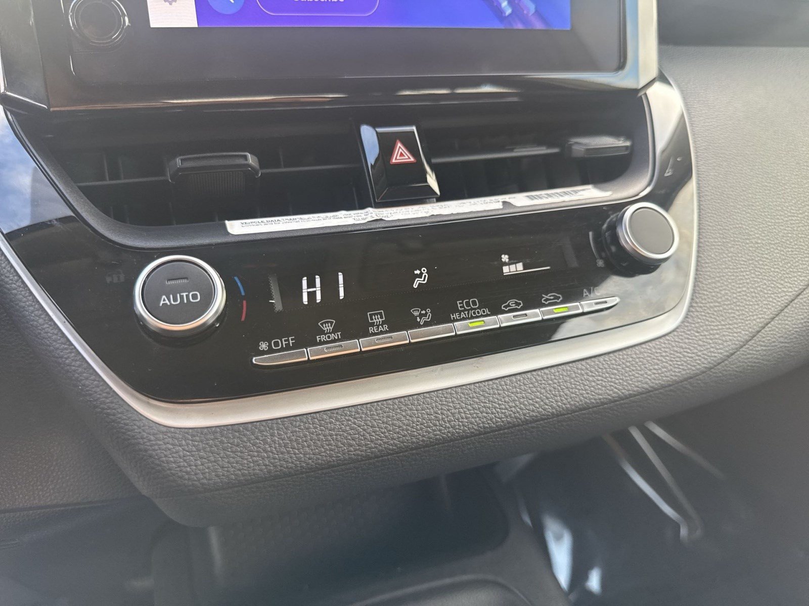 Used 2024 Toyota Corolla LE FWD image 17