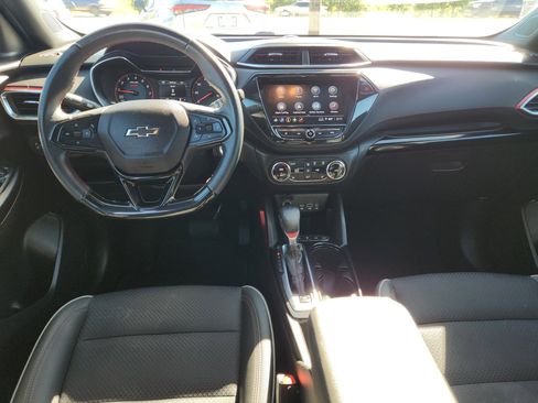 Used 2021 Chevrolet TrailBlazer RS w/ Convenience Package image 10