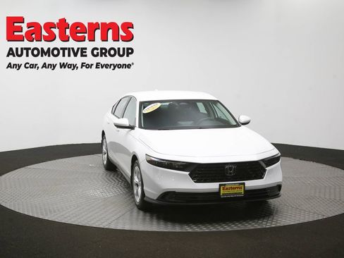 Used 2025 Honda Accord LX image 52