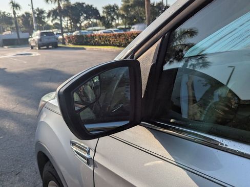 Used 2014 Ford Escape SE FWD image 20