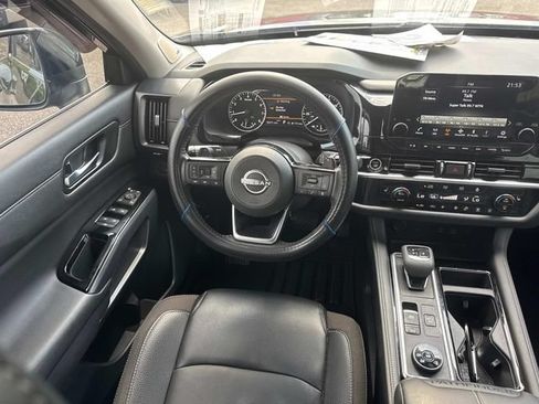 Used 2023 Nissan Pathfinder SL w/ SL Premium Package AWD/4WD image 20