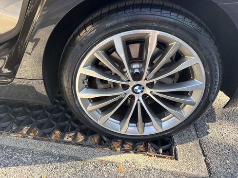 Certified 2023 BMW 540i w/ Premium Package image 11